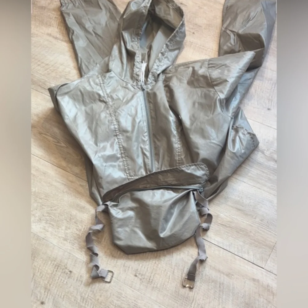 Lacoste Taupe Hooded Windbreaker Folds Into Pocket - Picture 5 of 6